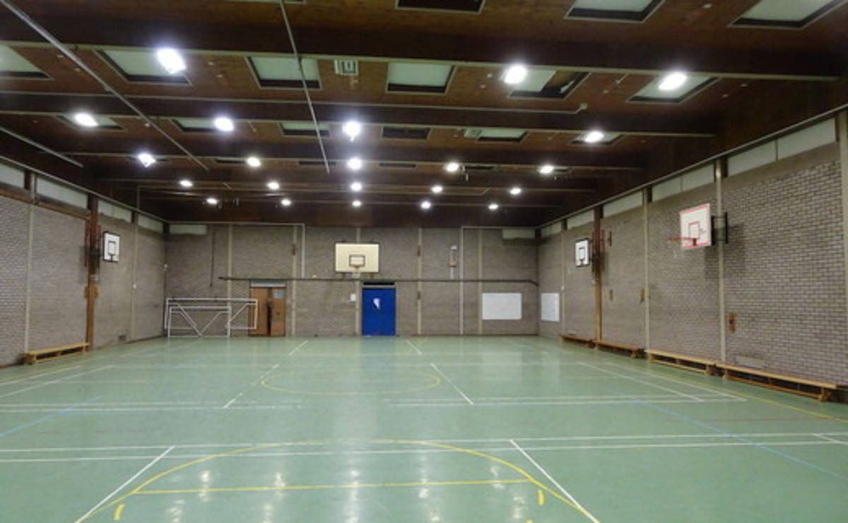 Sports Hall At Sls Holmer Green Senior School For Hire In Holmer