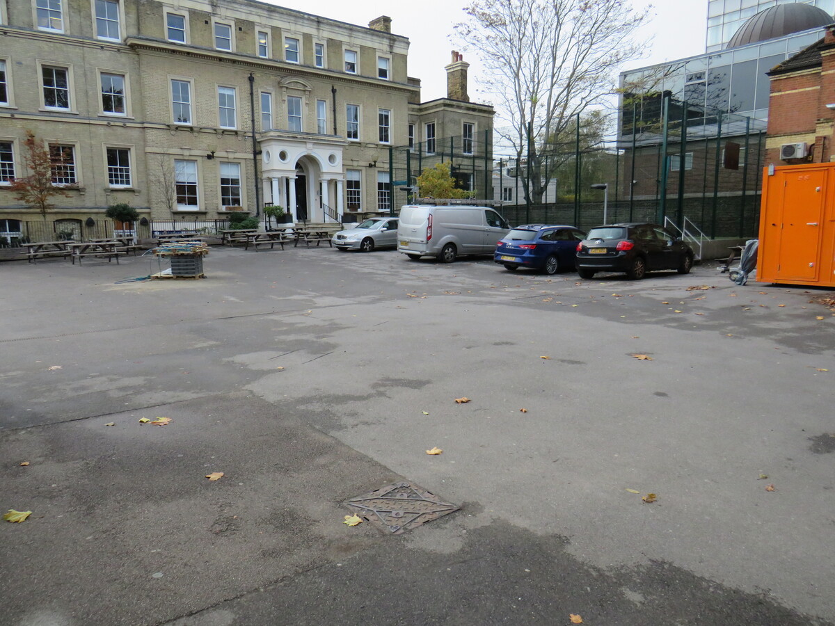 Outdoor Garden at West London Free School Palingswick House for hire