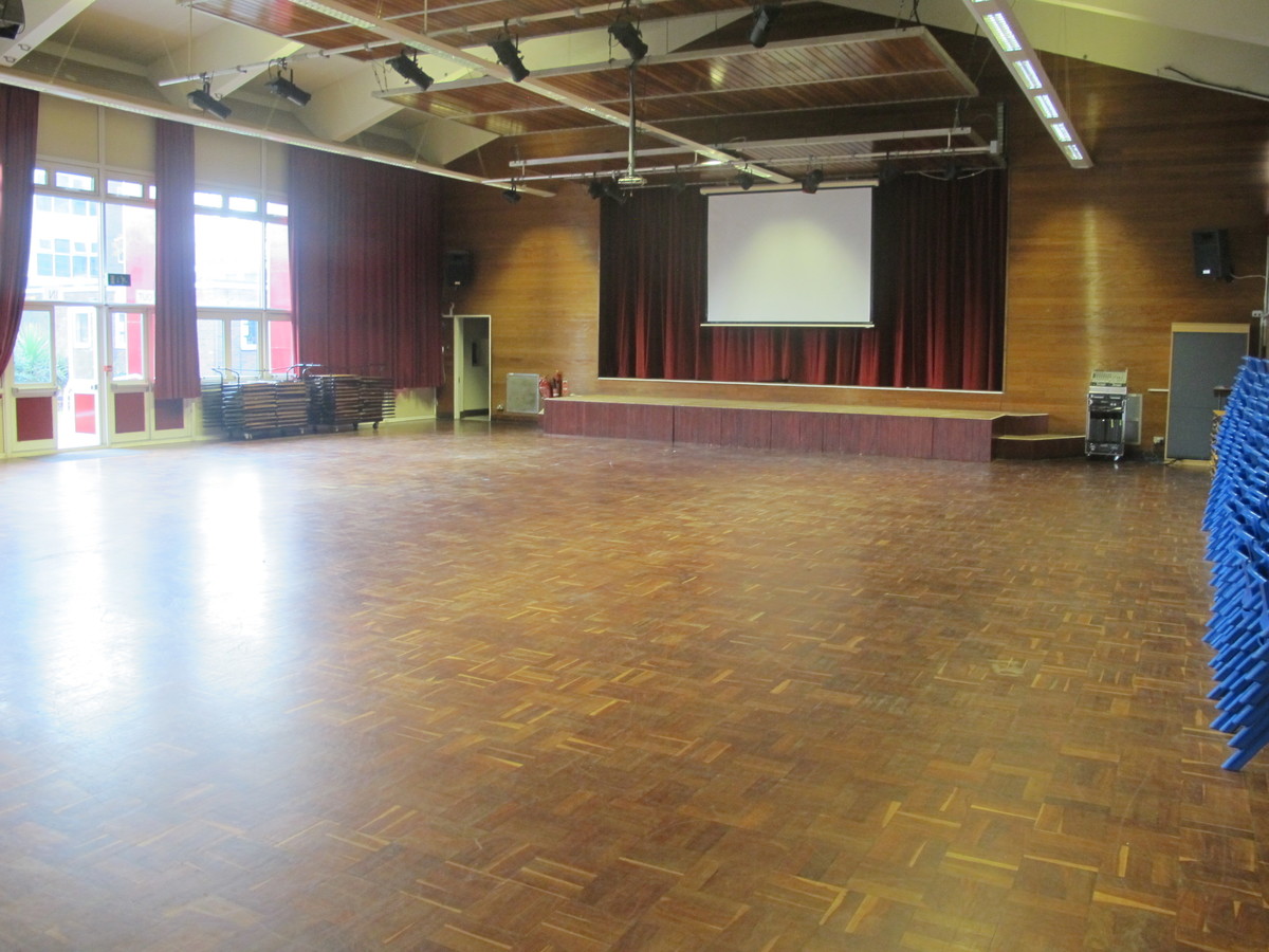 Main / School Hall for hire in Aylesbury SchoolHire