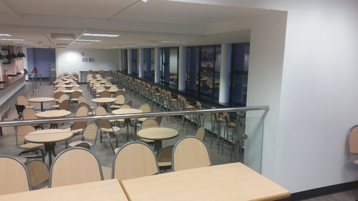 Dining Hall at Plumstead Manor School for hire in London Greenwich