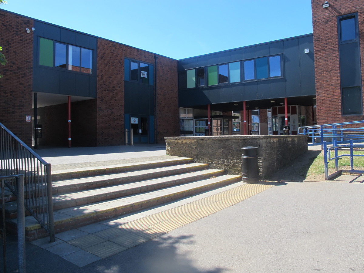 Athletics at Ashfield School Leisure Centre for hire in Nottinghamshire