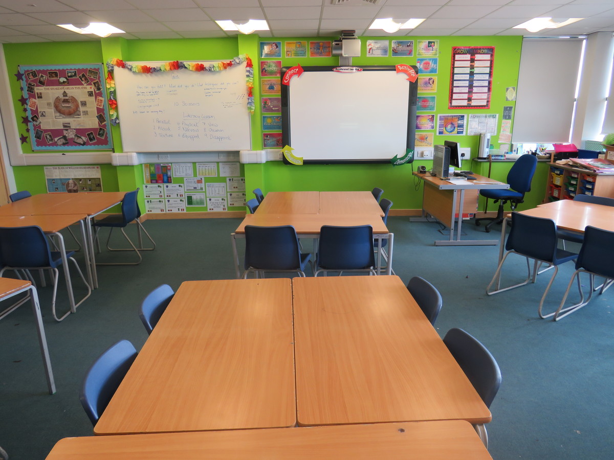 Classrooms at Hylands School for hire in Chelmsford SchoolHire