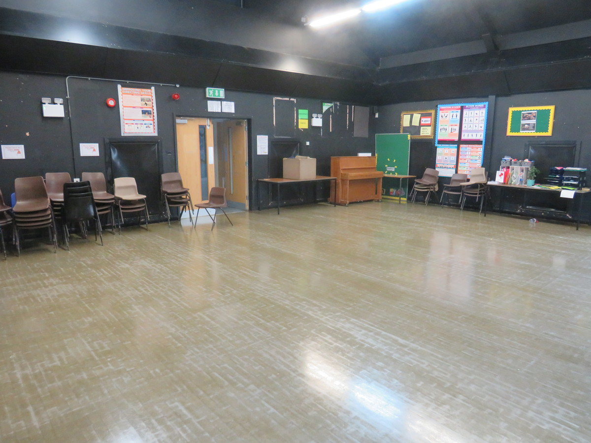 dance-studio-at-the-warwick-school-for-hire-in-redhill-schoolhire