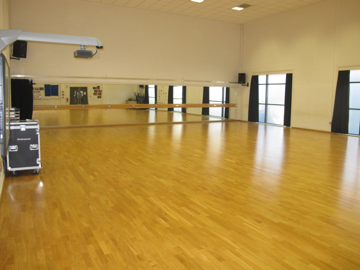 Dance studio for hire in Sheffield SchoolHire